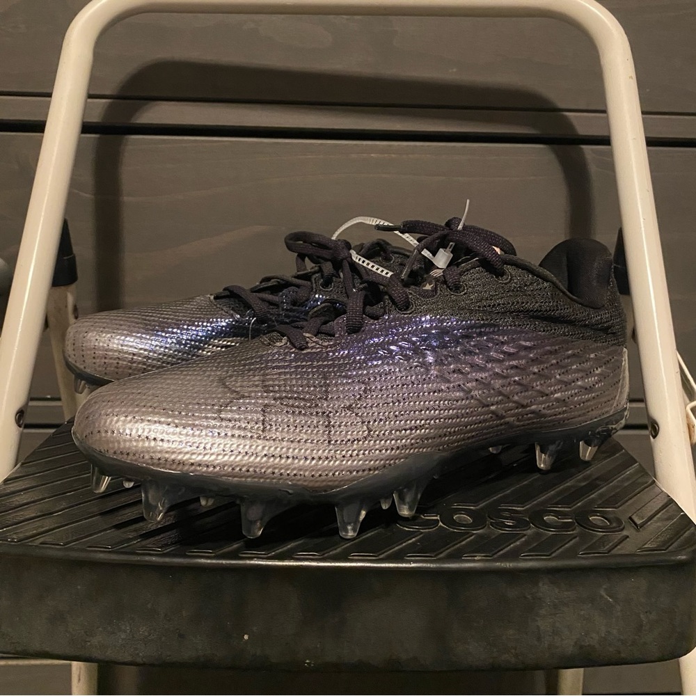 Under Armour Blur Smoke MC Lacrosse Cleats Iridescent 3025123-002 Women Size 9